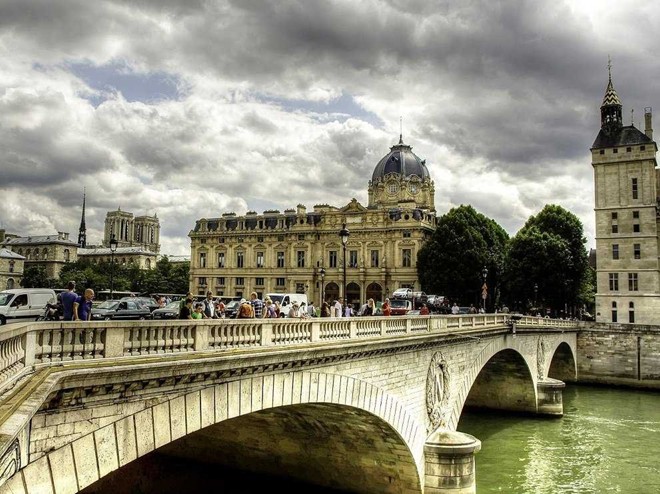 5. Kinh đô ánh sáng Paris được bình chọn là thành phố lãng mạn nhất thế giới đón 15,2 triệu khách.