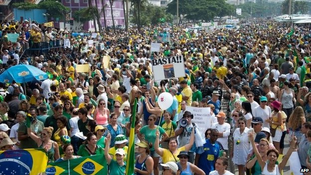 Ngày 15/3 (giờ địa phương), hơn 1 triệu người Brazil đã tham gia vào cuộc biểu tình chống lại Tổng thống Dilma Rousseff 
