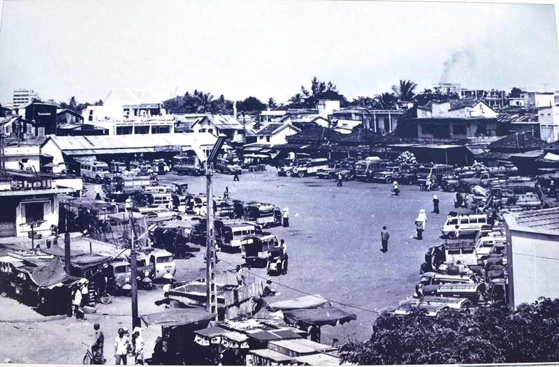 ...Bến xe chợ Cồn đường Hùng Vương, giờ chỉ còn trong ký ức của những người dân lớn tuổi ở Đà Nẵng.