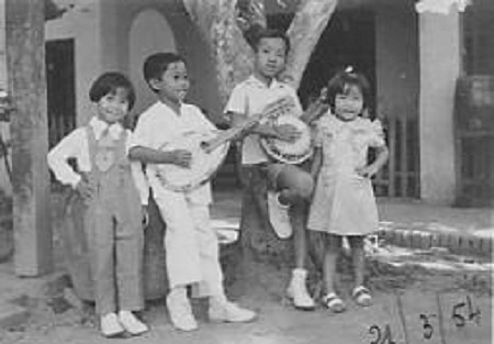 Bốn người con của Trần Văn Khê (Vĩnh Long1954)