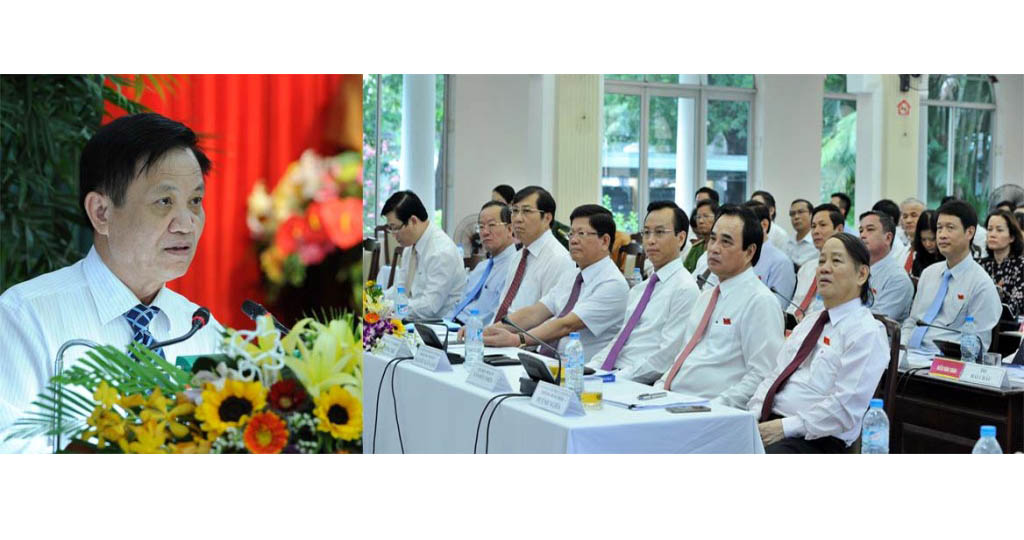 Bí thư Thành ủy, Chủ tịch HĐND thành phố Đà Nẵng Trần Thọ phát biểu chỉ đạo và kết luận kỳ họp. Ảnh: VĂN NỞ
