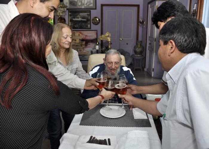 Lãnh tụ Cuba Fidel Castro có một sinh nhật hết sức giản dị. (Nguồn: granma.cu)