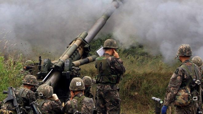 Trong những năm gần đây, hai miền Triều Tiên từng xảy ra một vài vụ đấu pháo. Ảnh: BBC