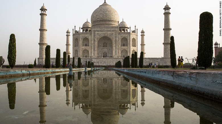 5. Taj Mahal (Agra, India) 