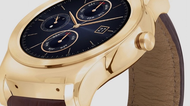  LG Watch Urbane Luxe không hẳn là một đồng hồ thông minh hoàn toàn mới, đây chỉ là phiên bản cao cấp của dòng Urbane trước đó của LG. Nhà sản xuất Hàn Quốc đã mang đến hàng loạt các trang bị xa xỉ như mạ vàng 23 karat, dây da cao cấp Cartier. 
