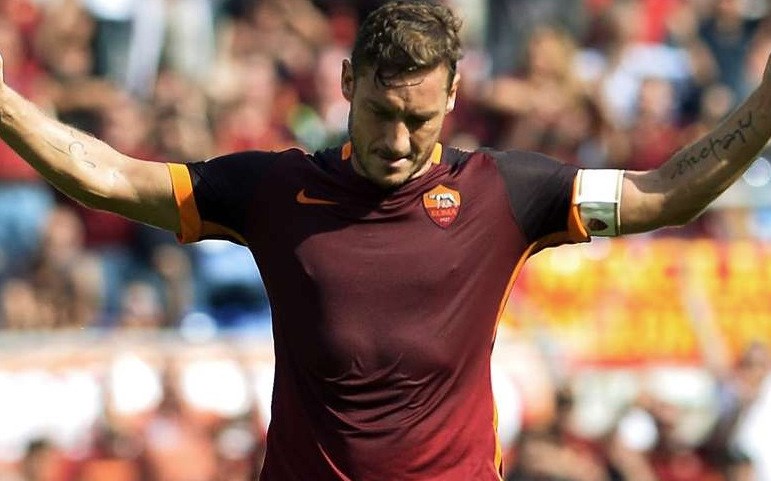 Francesco Totti: Tổng số bàn thắng trong sự nghiệp: 309