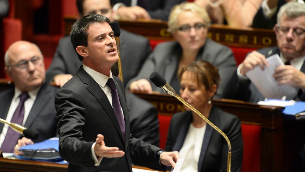 Thủ tướng Pháp Manuel Valls trước Quốc hội ngày 18-11-2015.