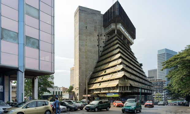 Bảo tàng Hiện đại châu Phi  ở Bờ biển ngà, Abidjan.