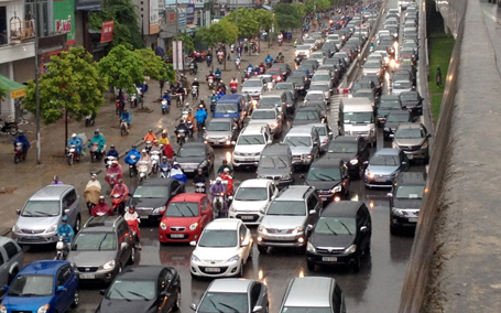 Xe cơ giới được tăng tốc thêm 10km/h ở khu vực dân cư (Ảnh Quang Phong)