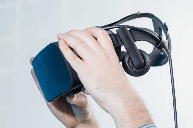 Oculus Rift - Ảnh: Wall Street Journal