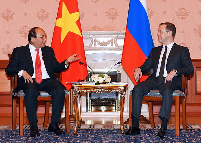 Thủ tướng Nguyễn Xuân Phúc hội đàm với Thủ tướng Dmitry Medvedev