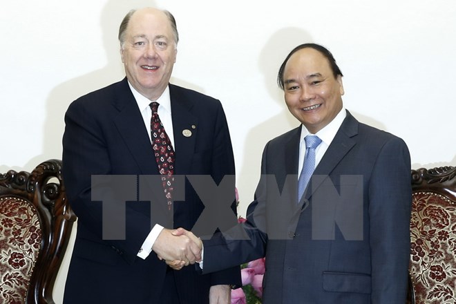 Thủ tướng Nguyễn Xuân Phúc tiếp ông Keith E.Williams, Chủ tịch Hội đồng kinh doanh Hoa Kỳ-ASEAN. (Ảnh: Thống Nhất/TTXVN)
