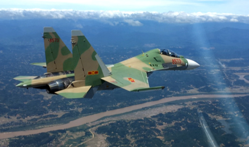 Nỗ lực tìm kiếm máy bay tiêm kích Su - 30MK2 gặp nạn trên vùng trời Nghệ An.