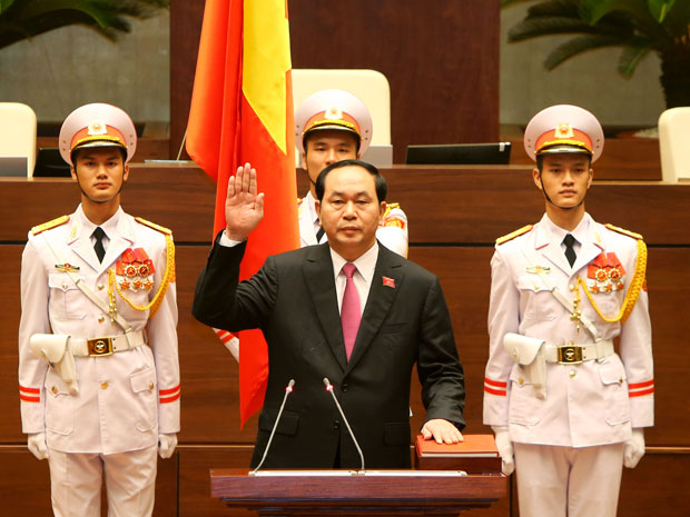 Chủ tịch nước Trần Đại Quang tuyên thệ nhậm chức. Ảnh: TTXVN
