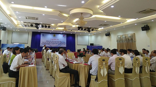 Hội nghị tập huấn, hướng dẫn việc khởi kiện, tham gia tố tụng dân sự giải quyết tranh chấp lao động cá nhân và tranh chấp lao động tập thể do Tổng Liên đoàn Lao động Việt Nam tổ chức tại Đà Nẵng.