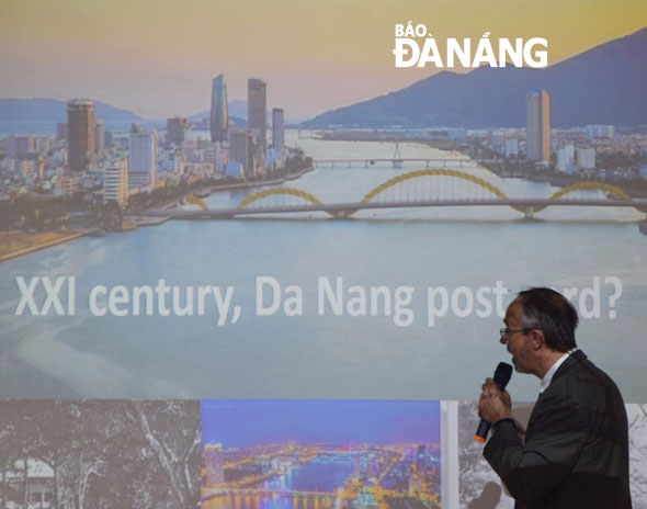 Một đồ án gây ấn tượng về việc kiến tạo sông Hàn thành tấm bưu thiếp cảnh quan của Đà Nẵng. Ảnh: TRIỆU TÙNG