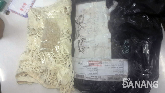 Tang vật các vụ án về tội phạm ma túy do Đội Cảnh sát điều tra tội phạm về ma túy Công an quận Sơn Trà thu giữ.