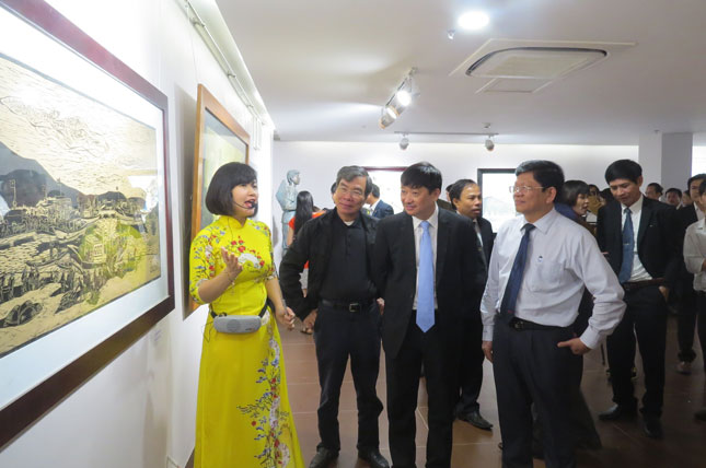 Khu trưng bày Mỹ thuật hiện đại giới thiệu những tác mỹ thuật hiện đại của Đà Nẵng.  