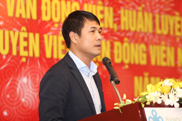 HLV Hữu Thắng cho rằng đội tuyển Việt Nam cần bác sỹ nước ngoài
