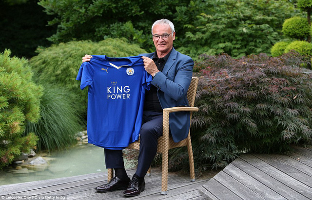 Tháng 7 năm 2015, Claudio Ranieri ra mắt Leicester ở Áo. 