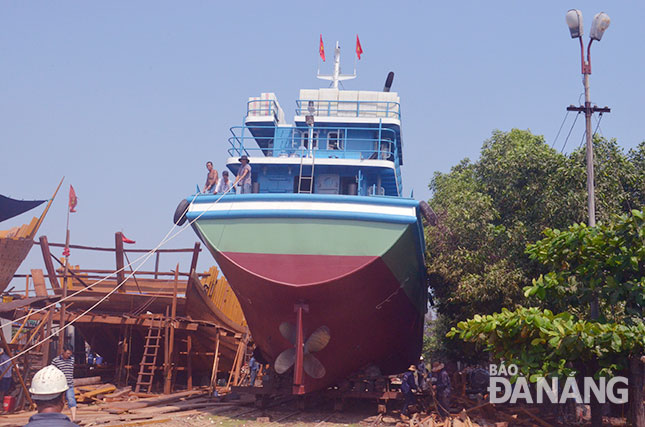 Quận Sơn Trà chú trọng đóng tàu lớn vươn khơi xa.