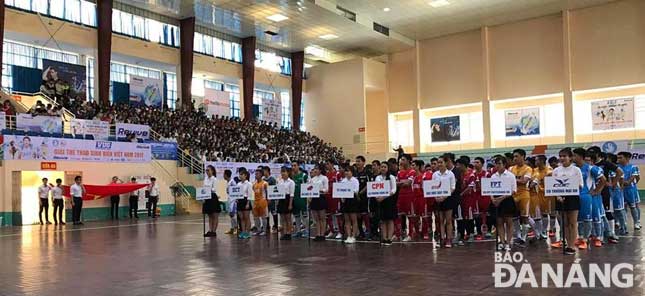 VUG 2017 khu vực Đà Nẵng bắt đầu khởi tranh chiều ngày 1-4 tại Nhà thi đấu Quân khu 5. 