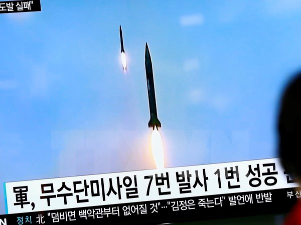 Một vụ phóng tên lửa của Triều Tiên. (Ảnh: EPA/TTXVN)