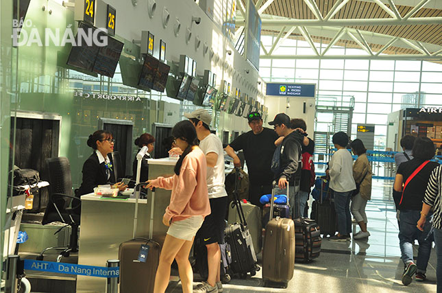Nhà ga sân bay quốc tế Đà Nẵng vừa khánh thành và đi vào hoạt động.   					        Ảnh: PHƯƠNG UYÊN