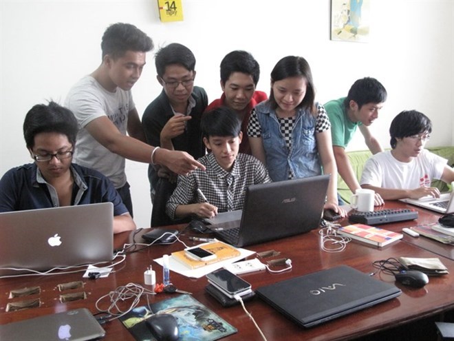Staffers of Lozi, a start-up online food review community, at their office. (Illustrative photo: Tuoi Tre)
