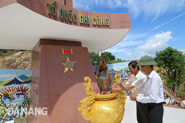 Nghĩa trang liệt sĩ xã Hòa Khương được xây mới với kinh phí trên 20 tỷ đồng, khánh thành ngày 22-7. ẢNH: VĂN THÀNH LÊ