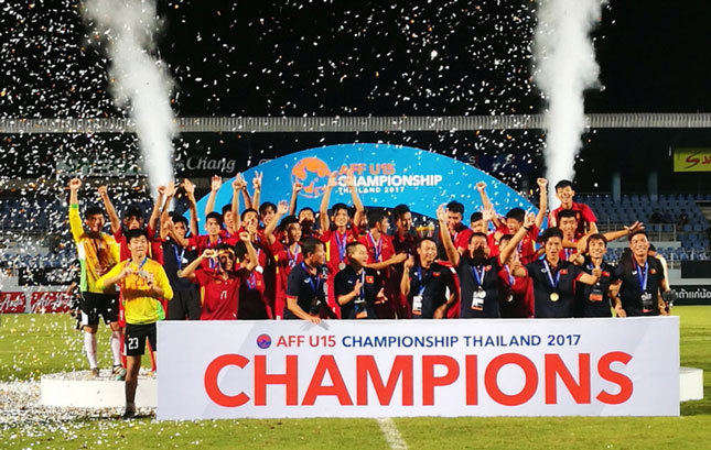Xuất sắc đánh bại đội chủ nhà, đội U15 Việt Nam đã giành chức vô địch Đông Nam Á ngay trên đất Thái Lan. 		Ảnh: AFFPRESSE