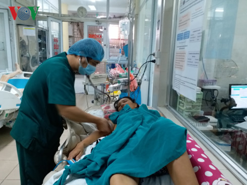 Bệnh nhân Bùi Thị Quyên điều trị tại BV Bệnh Nhiệt đới TW.