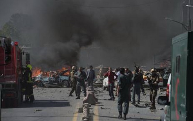 Hiện trường một vụ đánh bom tại Kabul. (Nguồn: AFP)