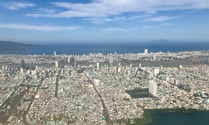 Aerial view of Đà Nẵng City. – VNS Photo Thanh Hải Read more at http://vietnamnews.vn/economy/381139/air-route-linking-da-nang-and-chinas-zunyi-to-be-launched.html#eztJihmMhmAUIjsF.99