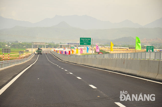 Đường cao tốc Đà Nẵng - Quảng Ngãi (đoạn Đà Nẵng - Tam Kỳ) được thông xe kỹ thuật ngày 2-8. Ảnh: THÀNH LÂN 