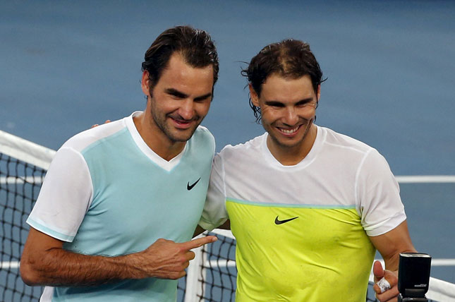 Roger Federer (trái) và Rafael Nadal chuẩn bị bước vào giai đoạn bứt phá của mùa giải.