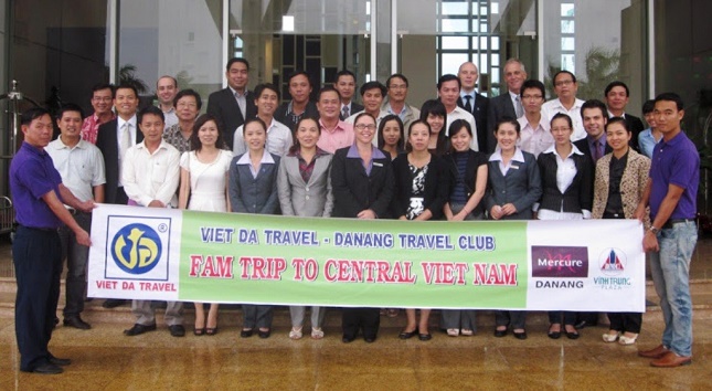 FAM TRIP HUE/ Một chuyến Famtrip khảo sát và kết nối các điểm du lịch ở Huế do Công ty CP Du lịch Việt Đà tổ chức.