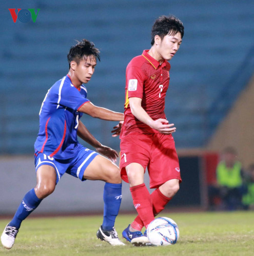 Tiền vệ: Lương Xuân Trường (Gangwon FC)