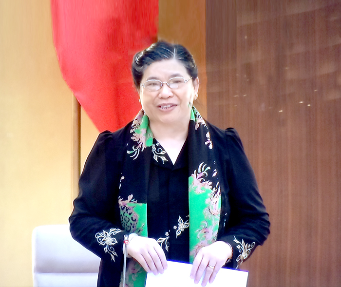 Phó Chủ tịch Quốc hội Tòng Thị Phóng phát biểu tại phiên thảo luận. Ảnh: VGP/Nguyễn Hoàng