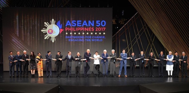 The 31st ASEAN Summit kicked off in the Philippine capital of Manila on November 13 (Photo VNA)