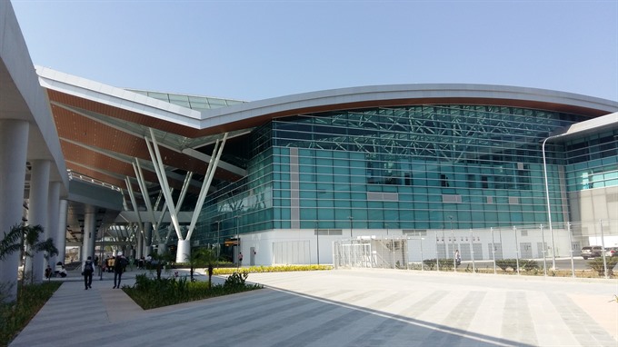 A new terminal at the Đà Nẵng Airport is launched for hosting 12 million tourists each year. — VNS Photo Công Thành Read more at http://vietnamnews.vn/economy/417918/direct-flights-to-connect-beihai-zhengzhou-and-da-nang.html#f6gAF7jMCs3cH1u3.99