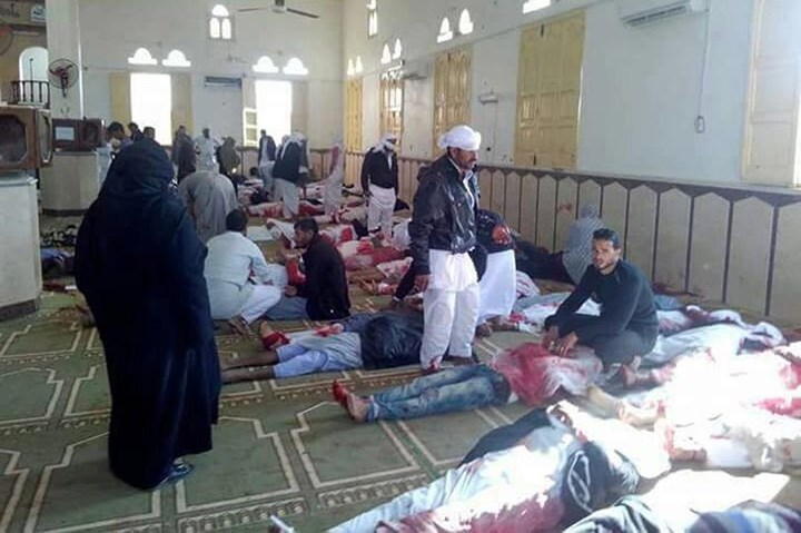 Truyền hình quốc gia Ai Cập xác nhận ít nhất 184 người thiệt mạng và 120 người bị thương trong vụ nổ tại nhà thờ al-Rawdah. Ảnh: REX/Shutterstock.