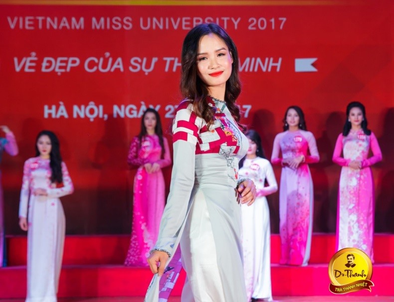 Góp mặt trong top 15 khu vực miền Bắc tham dự đêm chung kết là Vũ Thị Thanh Mai - sinh viên ĐH Y dược Hải Phòng.