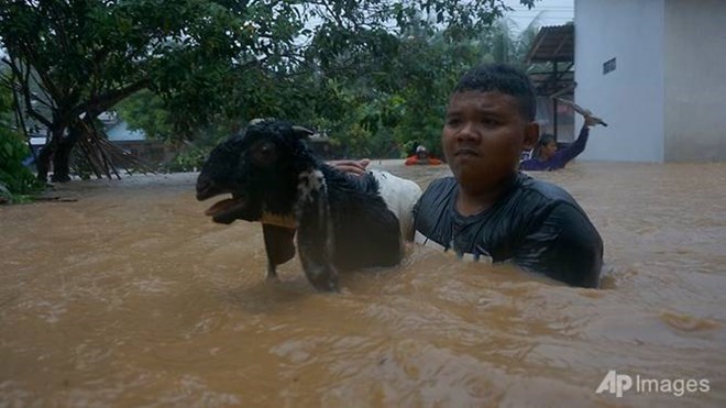 Flood caused by cyclone Cempaka. (Photo: AP)