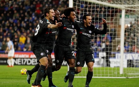 Chelsea có chiến thắng tưng bừng 3-1 trước Huddersfield. (Ảnh: Getty)