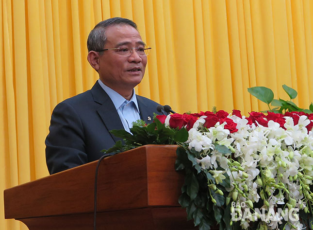 Bí thư Thành ủy Trương Quang Nghĩa phát biểu tại hội nghị. Ảnh: S.TRUNG