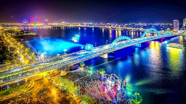 Stunning night-time view of the Han River Swing Bridge
