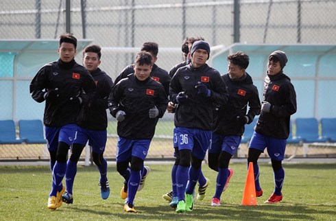 Trời lạnh 0 độ C ở Côn Sơn, Giang Tô (Trung Quốc) khiến các cầu thủ U23 Việt Nam gặp khó khăn trong việc thích nghi. 