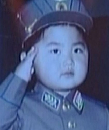 Ông Kim Jong-un sống cùng mẹ ở quê nhà khi còn nhỏ.
