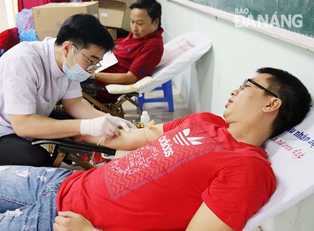 Local blood donors at the recent campaign (Photo: Thanh Tinh)